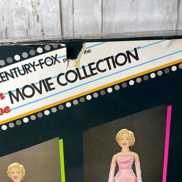 Marilyn Monroe 20th Century Fox Doll 1982 no. 5013 Gentlemen prefer blondes - Picture 5 of 7